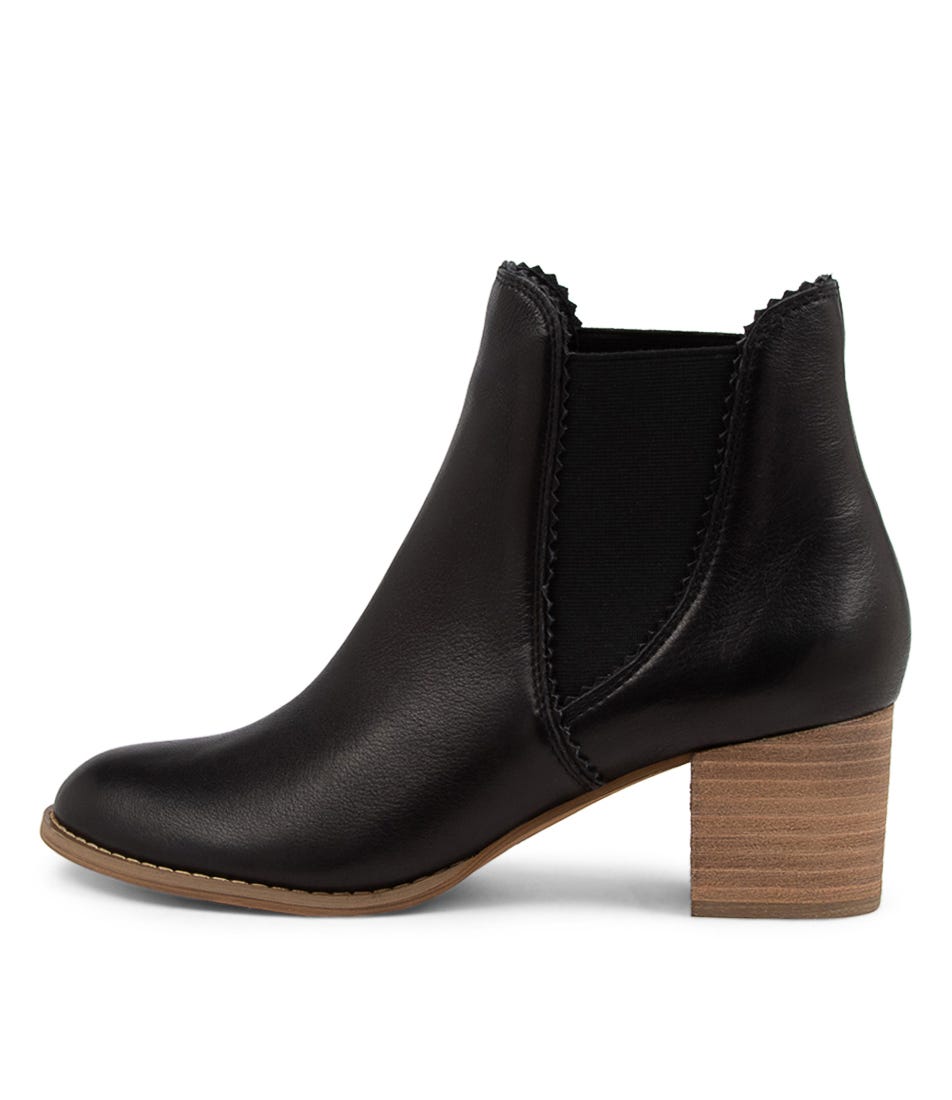 Sadore Black Leather Ankle Boots