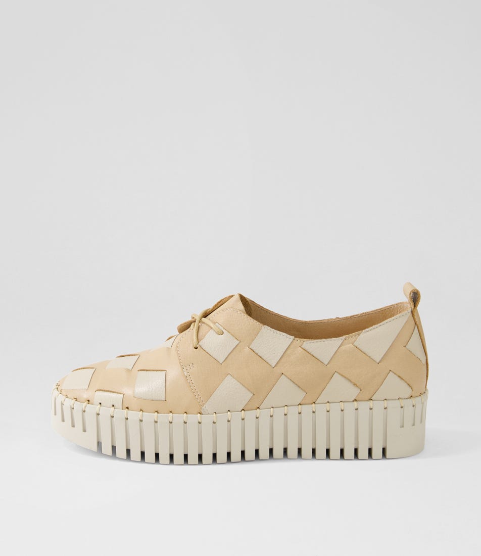 Baxta Camel Almond Leather Sneakers