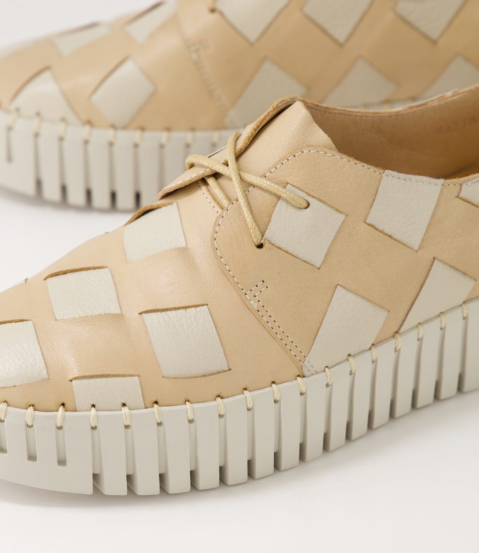 Baxta Camel Almond Leather Sneakers