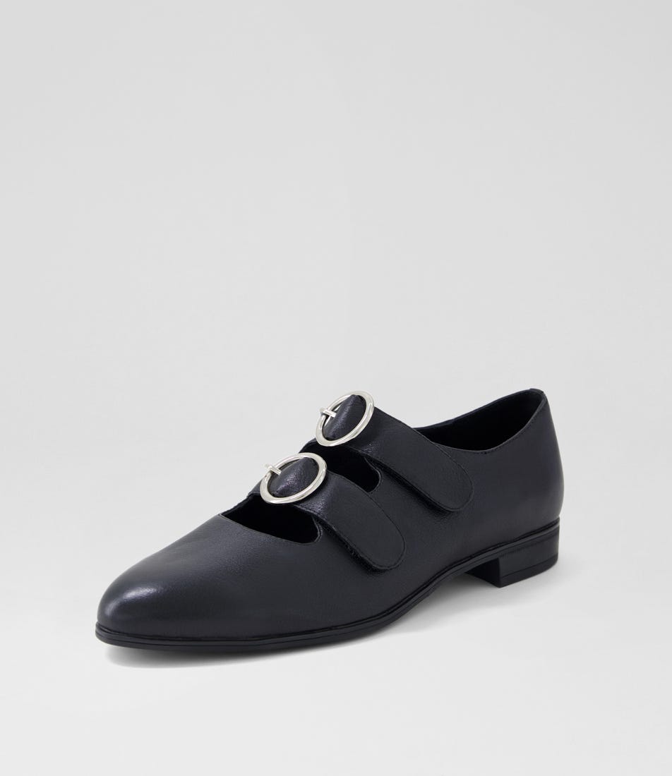 Gifth Black Leather Flat Shoes