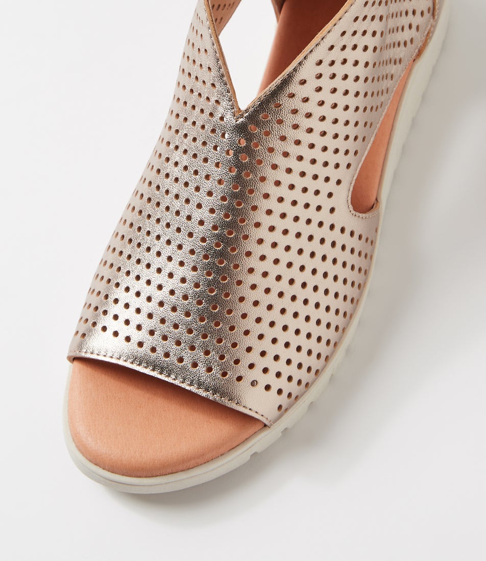 Mutan Mutan Champagne Almond Leather Sandals | Shop Online at Mathers