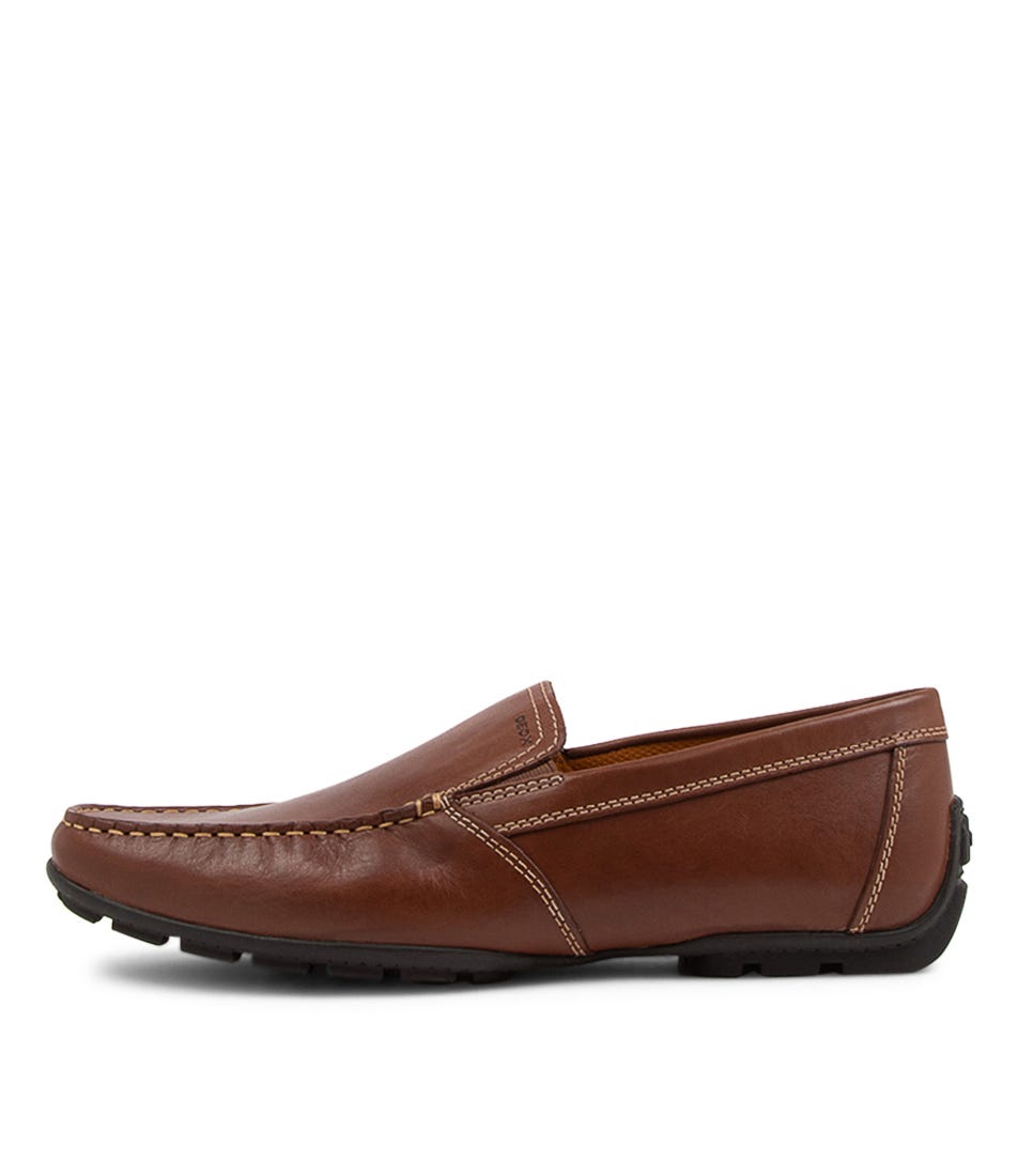 U Moner V Half Coffee Leather Loafers