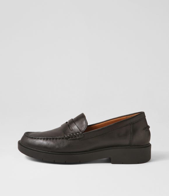 D Spherica Ec1 A Black Leather Loafers