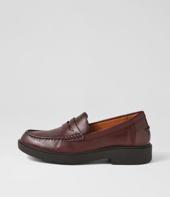 D Spherica Ec1 A Dark Burgundy Leather Loafers