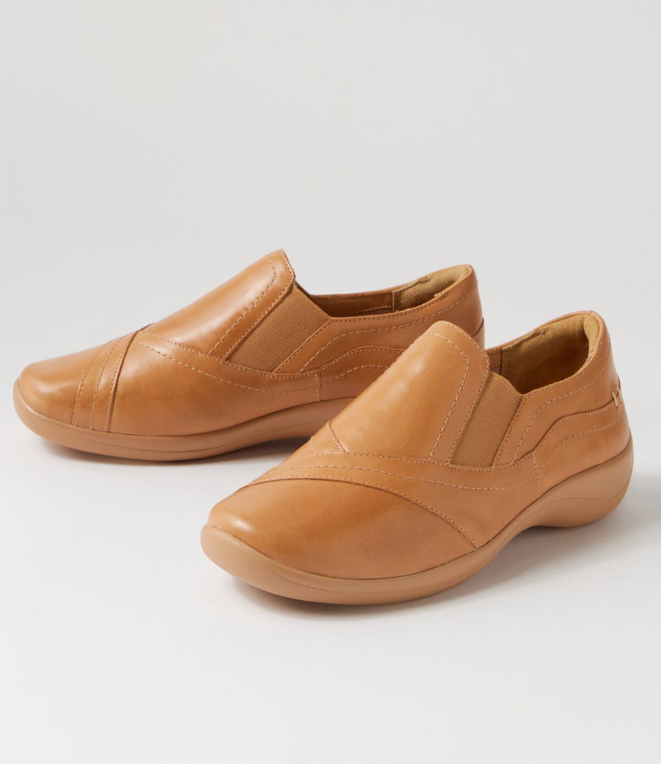 Java Xf Cappuccino Leather Flat Shoes