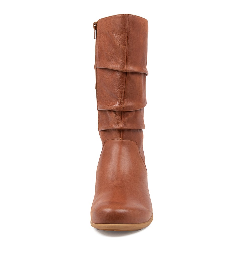 Seattle Boot Seattle Xf Cognac Leather Calf Boots | Shop Online at Mathers