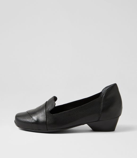 Celyn Xw Black Leather Loafers
