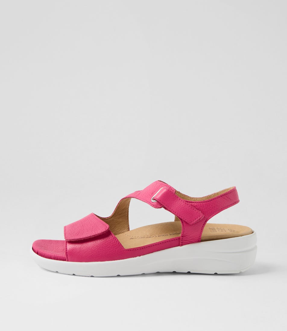 Nila Xw Fuchsia Leather Sandals | Shop Online at Mathers